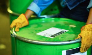 KEMITO’s repacking facility offers a wide range of services: the repacking of liquid, powder, gel or paste. We can also repack products that are solid or semi-solid at ambient temperature. The facility can pump bulk-to-bulk and bundle-to-bulk.