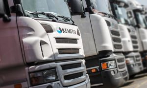 KEMITO’s transport fleet consists of several tractor units and a variety of chassis and trailer types. This enables us to ship your products in the following forms: Trailer; ISO-Tank; Box container (20 and 40 feet); Single chamber tank truck; Double chamber tank truck each with or without trace heating.